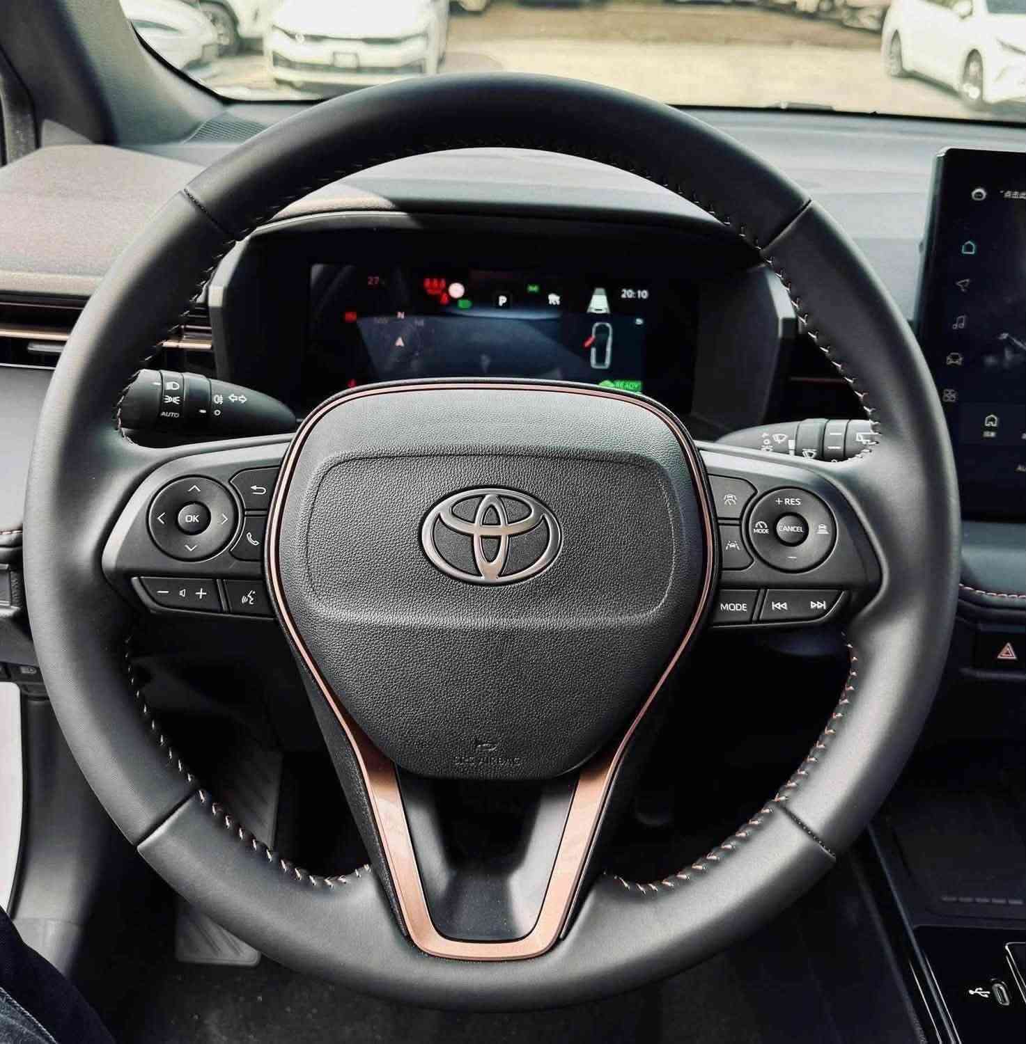 🚗 تويوتا فرونت لاندر 2025 – الشكل الجديد S 

قوة الأداء + توفير الوقود + فخامة التصميم ✨

استمتع بتجربة قيادة عصرية مع أحدث إصدار من تويوتا الهايبرد، يجمع بين التكنولوجيا المتطورة والراحة الكاملة 👌

🔹 المواصفات:

 • محرك 2000cc هايبرد اقتصادي 🔋
 • فول مواصفات
 • فتحة سقف بانوراما ☀️
 • رادار أمامي (نظام أمان متطور)
 • مقاعد جلد أصلي فخم
 • كرسي كهرباء (3 وضعيات)
 • مرايا جانبية قابلة للطي كهربائياً
 • رنكات قياس 17 إنش أسود + مرايا سوداء 🖤
 • شاشة كبيرة عالية الدقة
 • عدادات ديجيتال (كيجات إلكترونية)
 • إضاءة داخلية LED عصرية
 • حساسات أمامية وخلفية أصلية
 • مصابيح عدسات زينون + LED خلفي
 • وباقي المواصفات المعروفة من Toyota ✅

🔥 سيارة مثالية للاستخدام اليومي والسفر – أداء قوي مع صرفية ممتازة

 السعر علق برقم 1 للرد التلقائي📮

متوفر ايضا مثبت لوحات جاهز ✅

🏢 شركة ريتاج لتجارة السيارات
📍 العنوان: بغداد – معارض البياع – الشارع الرئيسي

⏰ أوقات الدوام:
يومياً من 10:00 صباحاً إلى 09:30 مساءً

📱 للاستفسار:

***********
***********
***********
‭***********‬
