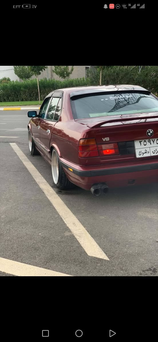 🌹بەناوی خوای گەورەومیهرەبان ‌🌹
BMW  525
مۆدێل1991                   ***********
   مەکینەکەپسی 525 گێڕعادی گێڕو مەکینەی بەشەرت تەقەوڕەقەی بەشەرت چ تازە پێش و دوای داگیراوە   چوارتایەو ویلی bbs لەژێره  چوارجام کارەبا قفڵ مەرکەزی و   تەبرید بە شەرت لەگەڵ سوڵف تەبریت ئشپیکە سعری  32گەڵاو کەمێک معامەلە ناونیشان سلێمانی
