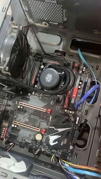 i5 8600K • رام 16GB • مذربورد Z370