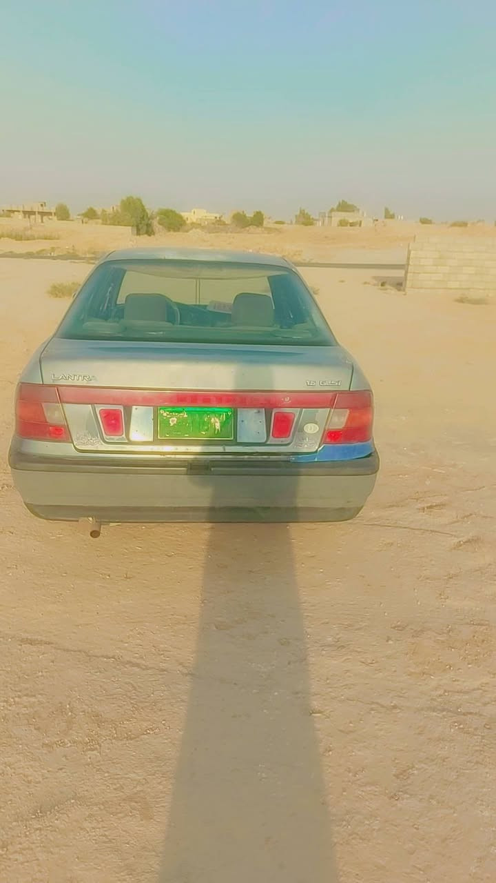 للبيع هونده النتره رقم فحص نينوى محرك وگير شرط بلا وكاله وتحويل السعر 12 ورقه وبيهه مجال الشراي يتصل *********** / ***********
