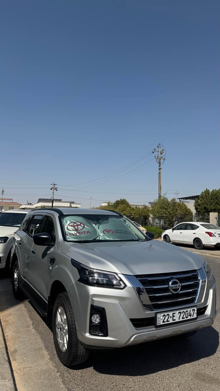 Nissan Xterra 2022 

مۆدێل 2022 تەنها 6000کم ڕۆیشتیە به ناوى خۆمانە سفری ئێرەیە دەبل اكسل نيه چوار پستنه لەونى سلفره هیچی نییە کلیین تایتلە  زۆر خاوێنە شوخت و لێدران و ساردیشی نییە هەزە و سەنەوی هەموو شتەکی نوێیە هیچ مەسروفەکی تێدا نییە 
سعری 223 وەرەقە 
ڕەقەم تەلەفۆن و وەتسئەپ : *********** أربيل, العراق
