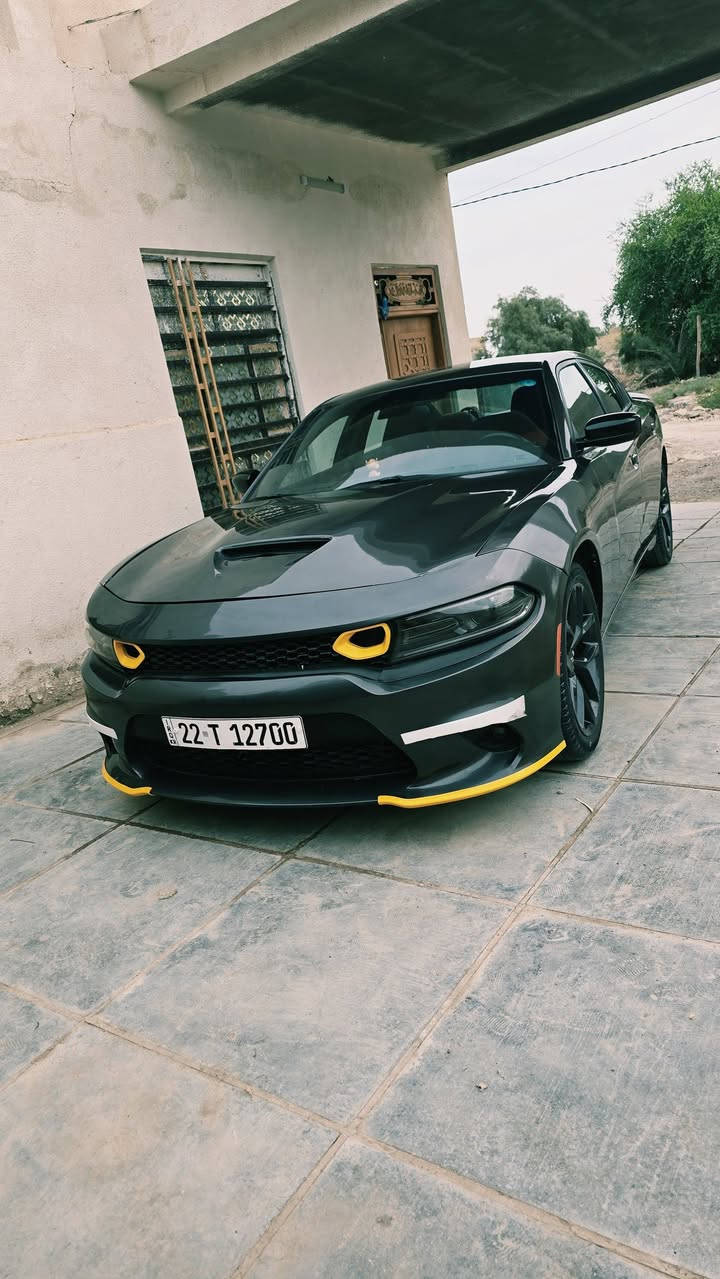 سلام عليكم مراوس اوبيع
جارجر 2023 الاصدار الاخير  
موصفات SXT  مكينه  3600  ماشيه 70m
صور حادثها بلمنشور داخله فقط دعاميه بنيد محدث جي تي هنا بلعراق وخشم جاملغ تصليح سعر228$
مكاني ديوانيه ***********
 ***********
