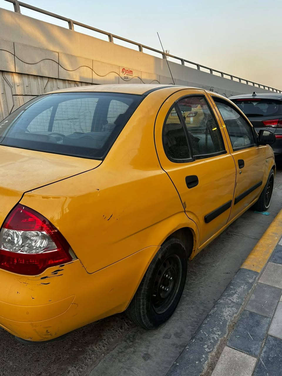 تايرات 4 جدد 
سبير نضيف 
يرادلها درايم شفت صفحه السايق فقط بل لوفه يطلع صوت
بيها نواقص بسيطه تترتب
سياره خير من الله سعرها 33
عليها غرامه وهيئه اقل من 5 اوراق تنزل من سعرها
مكاني بغداد البياع ***********
اتصال او واتساب فقط اني مكلف بل نشر بغداد, العراق
