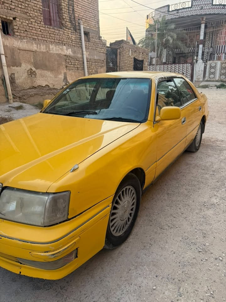 بيع مستعجل راس ثور فلات 2000 رقم بصره تكسي 
مكينه ففتي تمام كير بي بعض النمر مايطيحن ابيع هل موجود هذا سياره بدون كص بدون نقل تحتاج ترتيب أصوليات مكفوله سعر ٣٩ قفل بيع مستعجل مكاني شطره *********** واتساب
