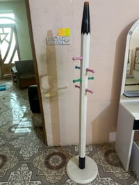 غرفة شبابية نظيفة فول