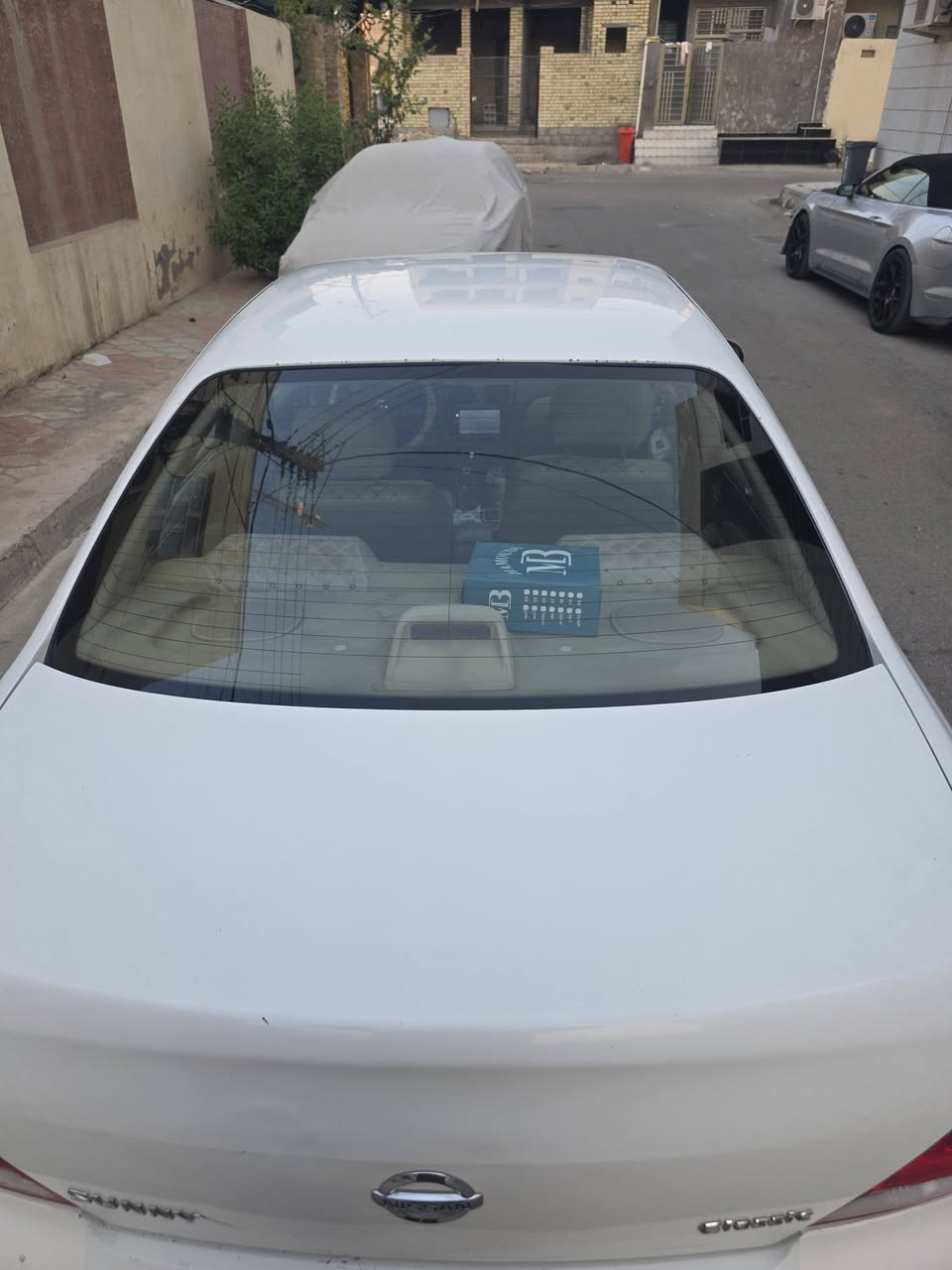 سلام عليكم سني مديل 210 البيع سياره كلش نضيفه تصال ع هاذ رقم ***********
