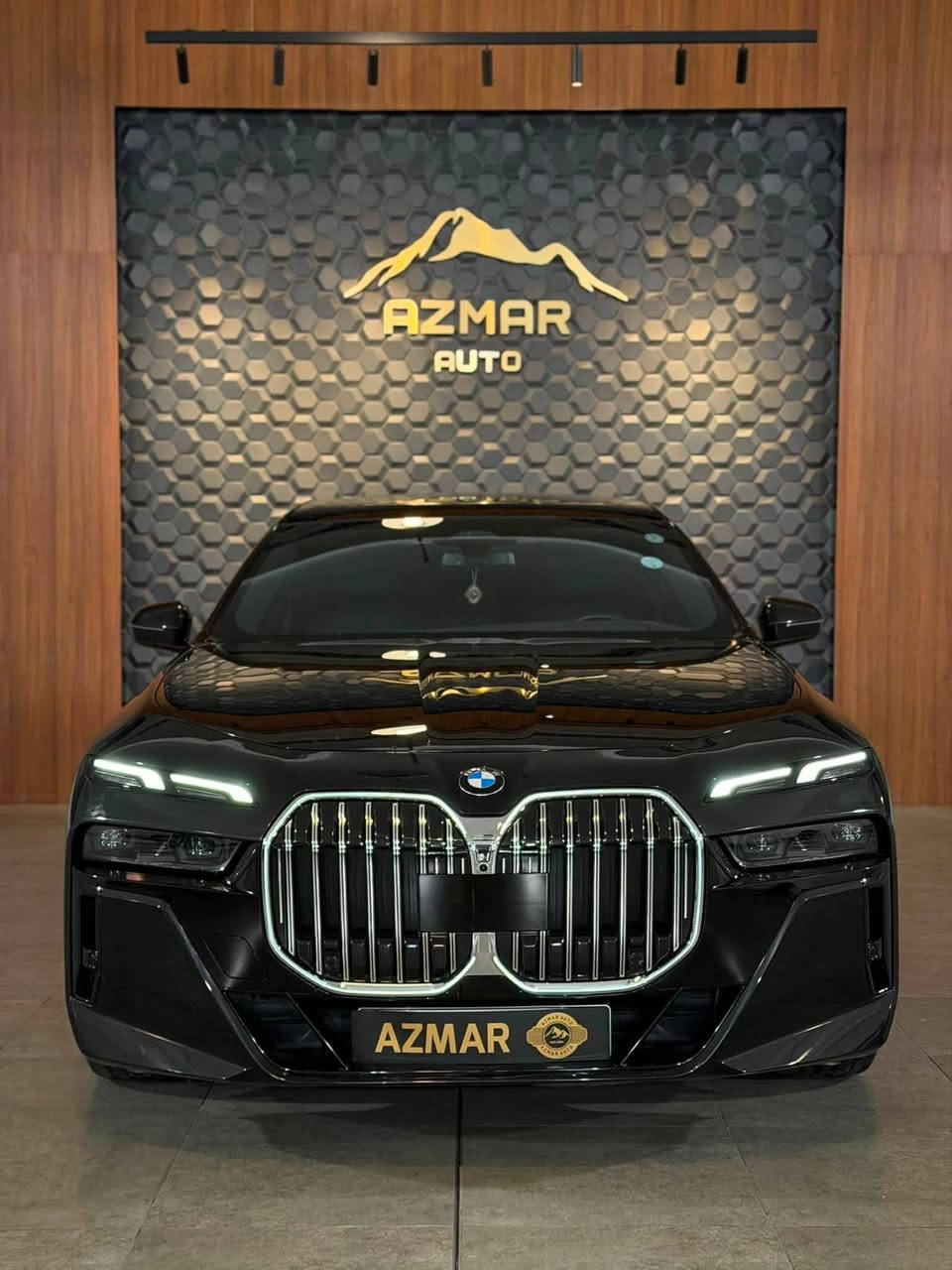 فخر الصناعة الالمانية 🇩🇪
BMW 740i 💎 الكرستالة
‎ارخص سعر بكل العراق 🔥
موديل : 2023
ماشية : 18 الف ✅

مواصفات السيارة فول الفول 
ابواب شفط
بنوراما Sky lounge
جكات
سماعات Bowers & wilkins
داتاشو
ناضور بيها
‎تشغيل عن بعد
رادار امامي و خلفي
اوتو بارك
٤ كامرات
صندوك شفط
انارة كرستالة متعددة الالوان
كشنات جلد 
كشنات تدفئة و تبريد
ستيرن هيتر
كشنات كهربائي
كشنات ميموري
ويالة M بلادية
ستيرن M بلادية
شاشة بالابواب الخلفية(تحكم مواصفات السيارة)
تصاميم (My mode) تبديل الاوضاع
اوتو هولد
تحكمات كامل الستيرن
تغير اشكال الكيج
مواصفاتها متخلص و بعد هواية متنذكر

السيارة مرقم و جاهز  و عليها كتاب تضليل تحويل او وكالة بشرط
السيارة وارد امريكي كد الشبر كارت فقط بدون دواخل بدون ايرباك 🔥

للاستفسار : ***********
العنوان : السليمانية المعارض الجديدة شركة ازمر اوتو معرض رقم ٣٤
