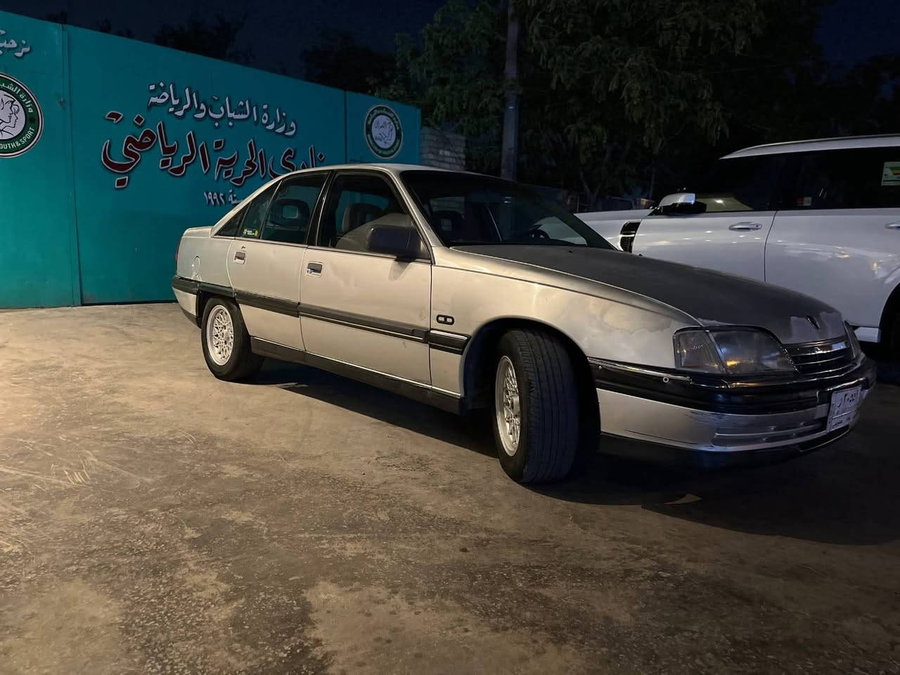 ( إعادة النشر بسبب الوعود الكاذبه ).
السلام عليكم ،
للبيع أوبل اوميگه 91 بغداد 
سياره حلوه نگره بيه محرك وگير بطه مال حاويه جديد v6 سعره (38 ) وبيه مجال 
تحويل سنويه مباشر باسمي للاستفسار ***********
