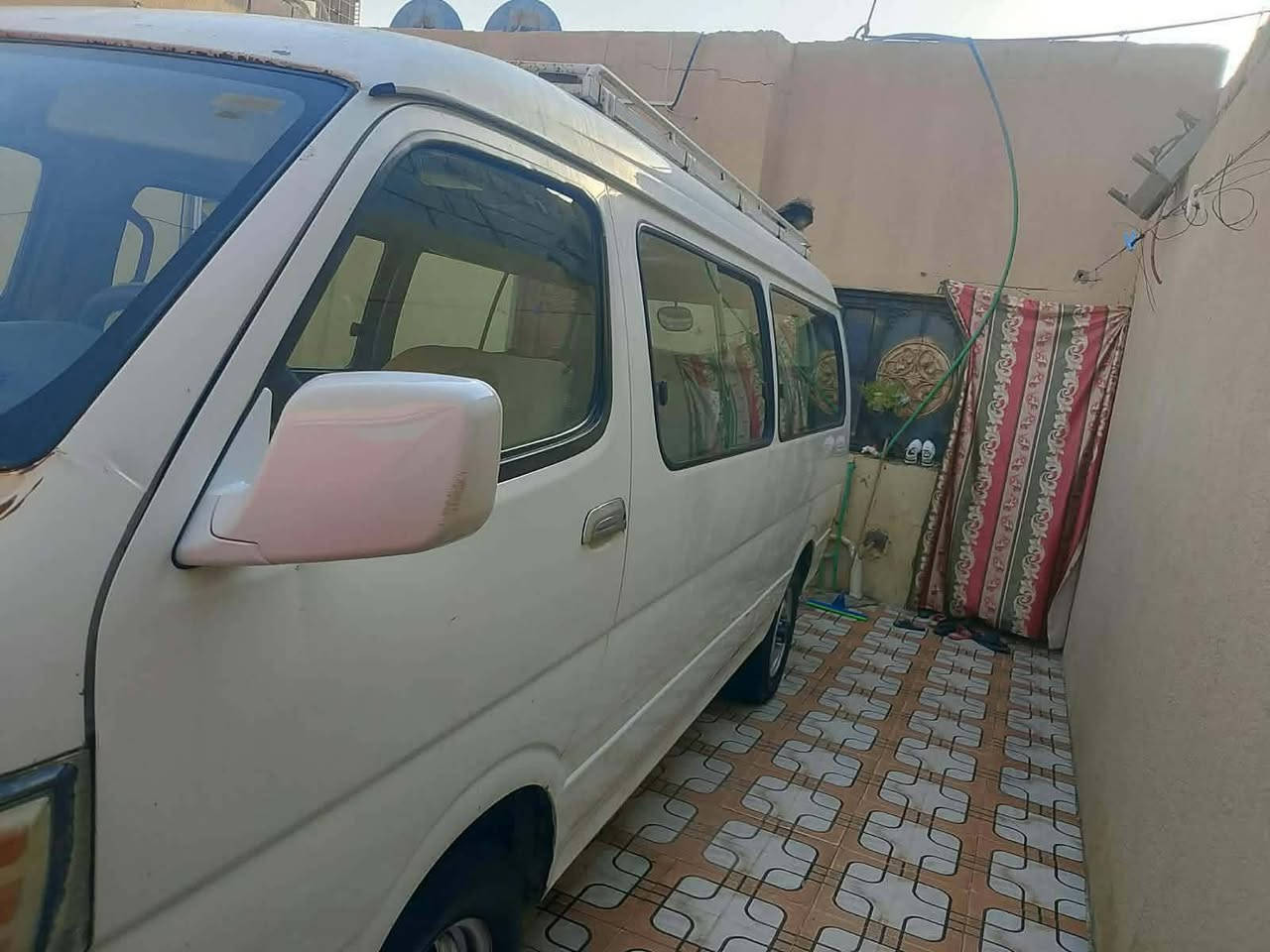 سلام عليكم سيارة جنبي مديل15 موصليه للبيع سنويه عضم عاج مكينه كير اكسن مكفولات حداديه مكفوله من كلشي كبل للشارع سعر 21 وبيها مجال رقم ***********  مكان ناصرية

