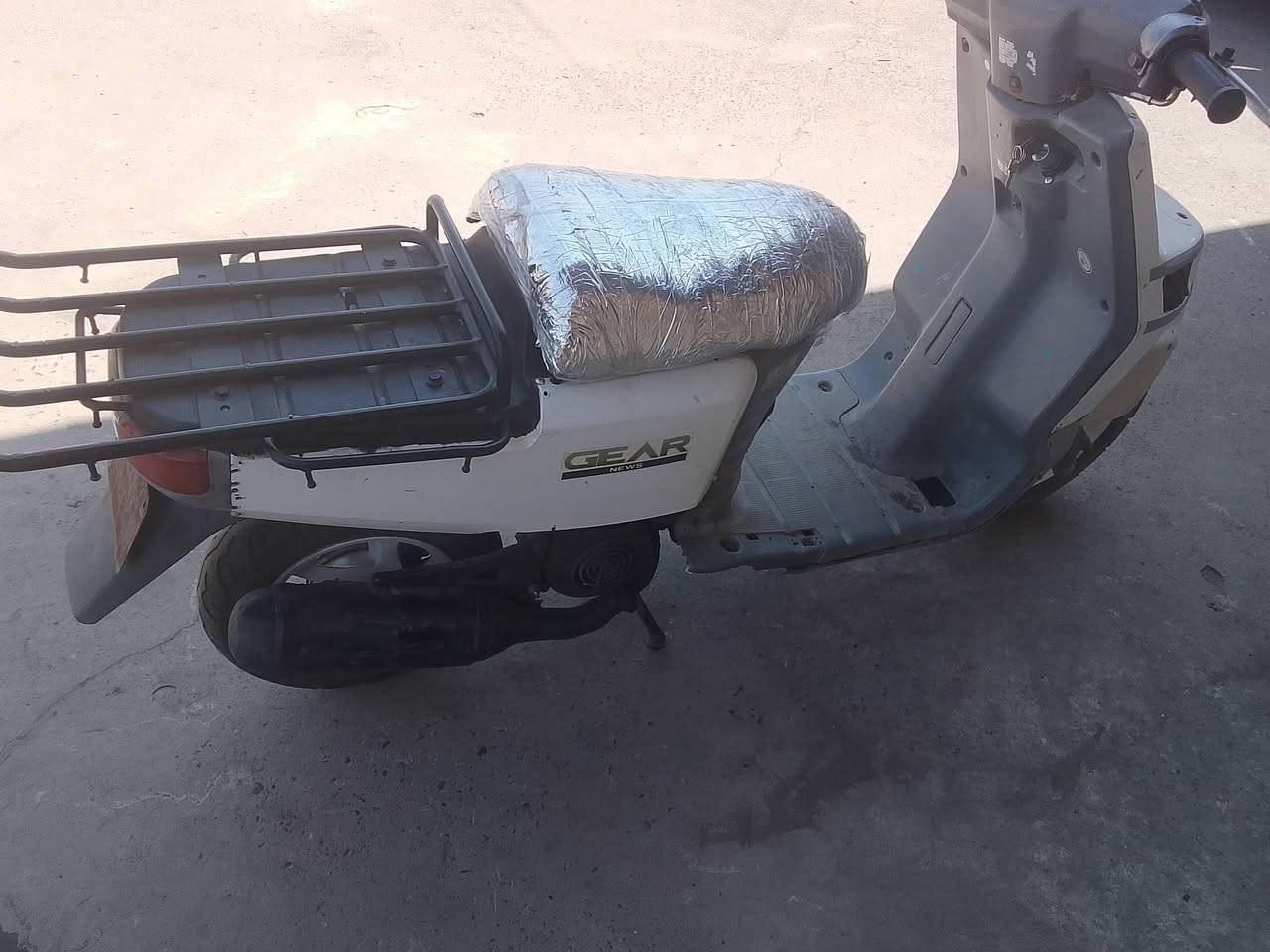 شغال كامل هندر واحد كهربيات شغاله السعر 150 الف وبي مجال ***********
