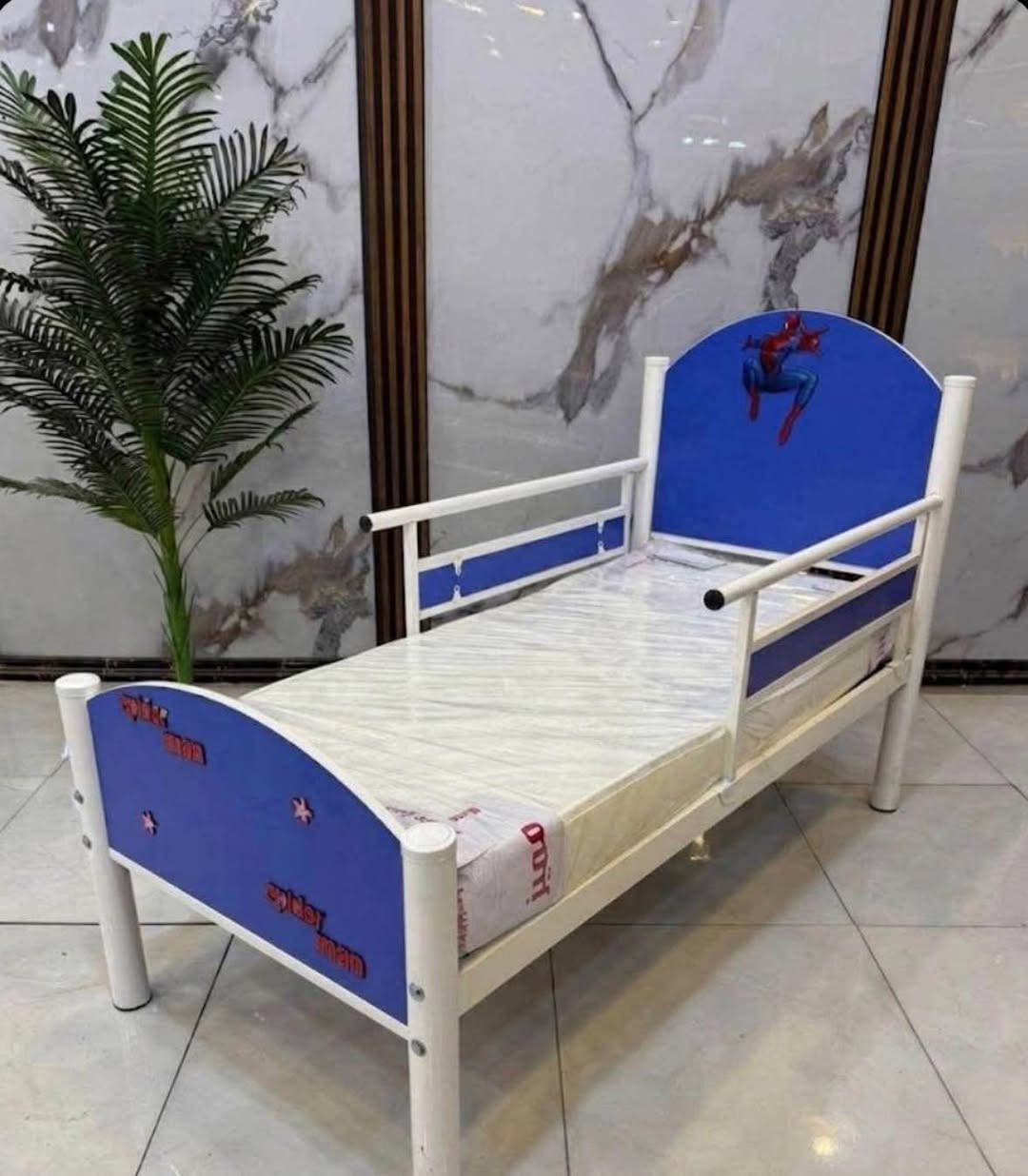 سرير اطفال اصلي درجه اولى

صناعة ايراني هيكل ومتين وقوي تصميم حلو مريح 

للنوم تصميم انيق و مميز ويناسب للغرف 

صناعة درجة اولى 

السعر90الف  فقط 

التوصيل مجاني داخل كربلاء فقط 

مراسله على الواتساب او على الماسنجر الرقم  ***********8 المدينة, البصرة
