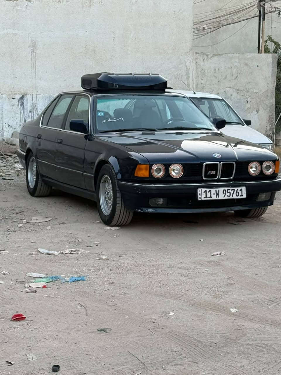 سياره BMW 
موديل 1990 
سياره خير من الله  
صدر امامي خلفي جديد 100/100
تخم تاير جديد 
سبلت كهربائية  تبريديه خير من الله 🥶 
منضومه زنون LED 
تشغيل عن بعد اطفاء 
جام اتو 
تقسيم لايتات 
مكينه كير خير من الله  
بس يرد ترتيب البطاين فقط 
كهربايات خير من الله  
سياره ع ايدي 
رقم نكليزي تحويل ثاني يوم 
55 وبيه مجال لللطيبن 
***********

