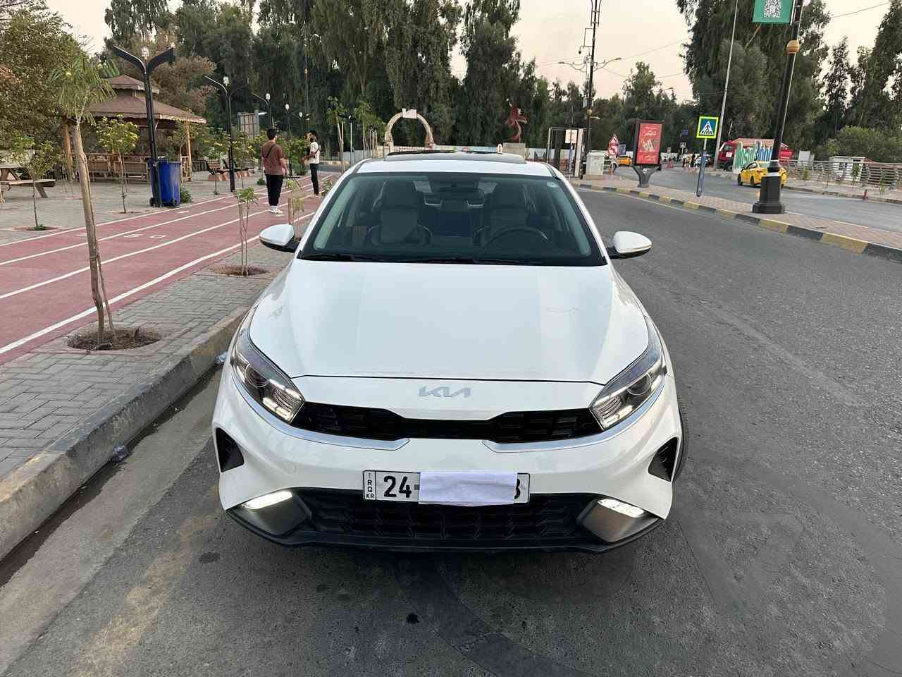 السلام عليكم

كيا سيراتو ٢٠٢٣ صبغ باب خلف السايق وتعديل خفيف ٤ قطع
ماشيه ٤٢ الف كيلومتر
سلايت
محرك 2000
كير ATM
تبريد قطعتين
تحكمات ستيرن
قفل سرعه 
لايتات ليد
رقم دهوك سنويه تنتهي ٢٠٣٠
إشارة بالمري
مري شفط
مكان السياره / موصل 
للاستفسار الاتصال على الرقم /

***********
