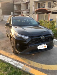 راف فور هايبرد • XLE • ٢٠٢٤