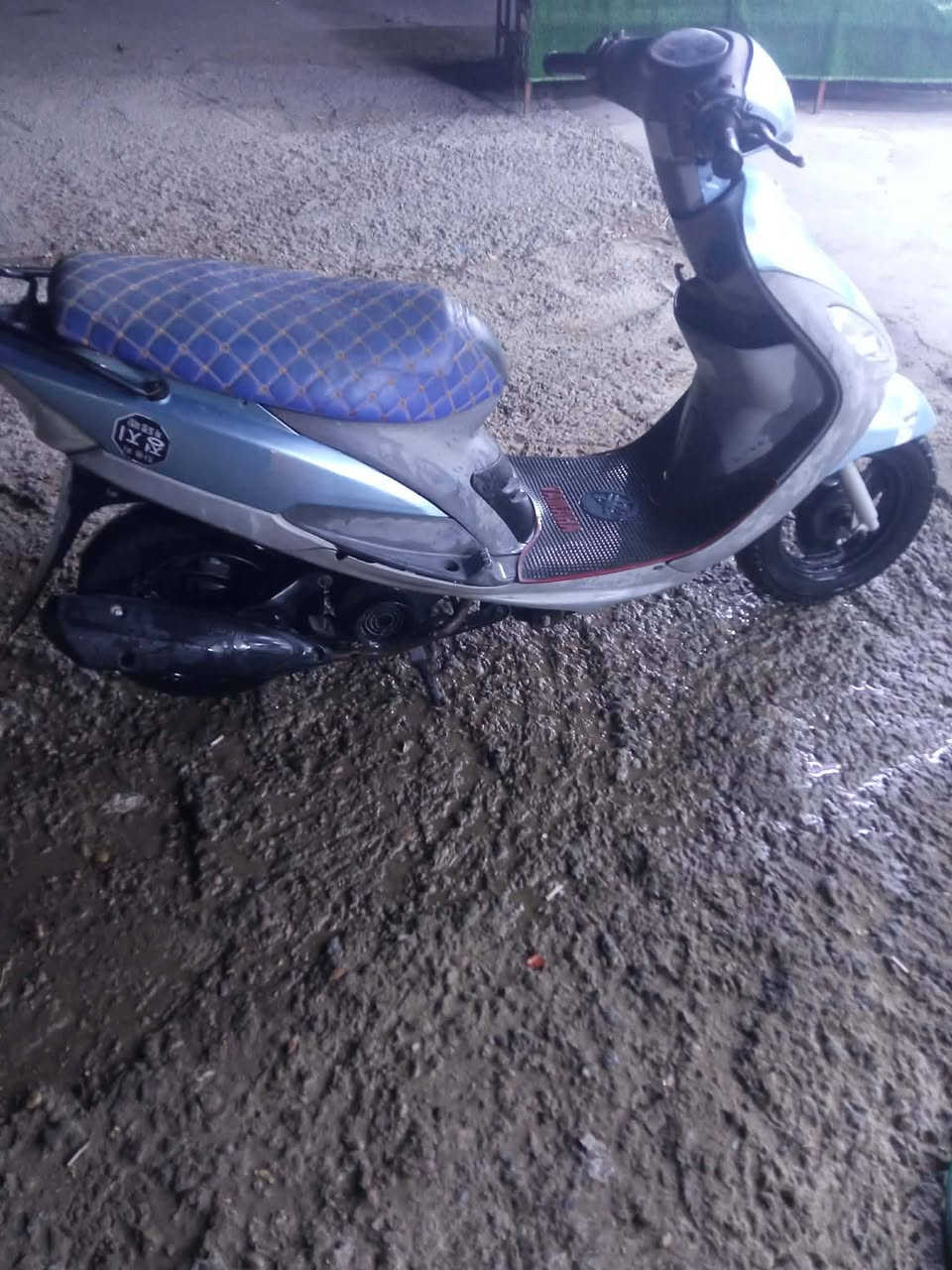 للبيع دراجه منغولي
دراجه بلادي لا تزويد ولا شي دراجه وضع الشركه 
كلش نضيفه دراجه حلوه وشغاله كلشي مابيه كهربائيات شغاله نكره سلف نكره هندر ترايك وين ميعجبك وين ميعجبك تفحص 🔥 دراجه بل واقع تخبل بس الكامره ضالمته 📸
السعر (675)وبيه مجال 🔥
الرقم ***********
