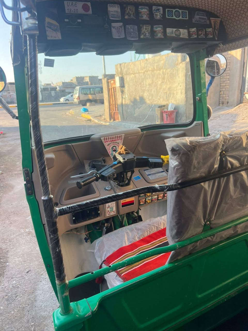 السلام عليكم 23كفاله مكينه وبدي رقم لوحات نكليزي مكاني بصره حيانيه السعر 9500وبيه مجال ***********
