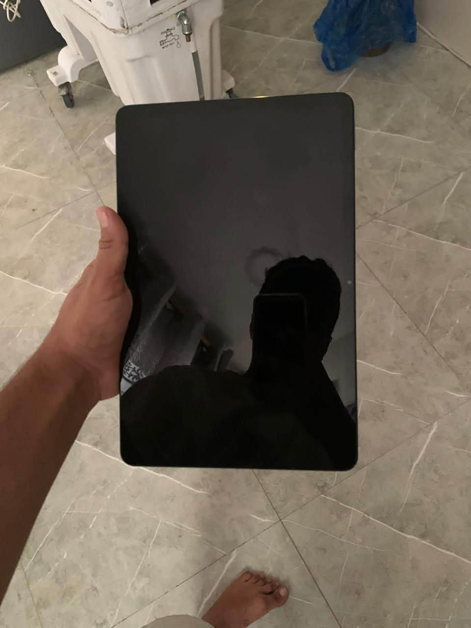‏سلام عليكم عندي ايباد
بوكو ￼برو M1 iPad

ذاكره 256 

نضيف الجهاز ٩٠/١٠٠

ويشغل بوبجي ٩٠فريم 

السعر 250

مكاني بغداد بلديات 

رقم الهاتف ***********
