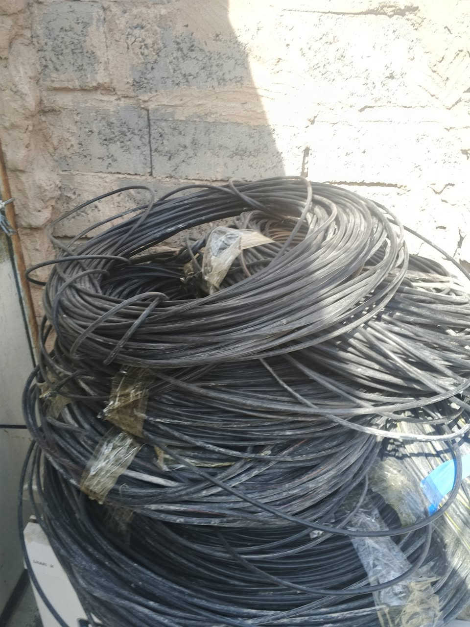 وايرات اليفدنه  يتصل بالرقم ***********

