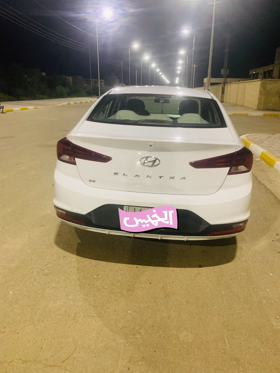 للبيع سياره هيونداي النترا موديل 2020 وارد امريكي
صورة حادث مرفق مع السونار 
محرك 2000 دوش گير حدادة تاير  كفالة 
مواصفات عادية 
شاشه سمارت اوتو كار 
تحكم استيرن 
تحكم مري كهرباء 
مثبت سرعة 
مانع انزلاق ABS
وضعيات قيادة, نورمال, ايكو ,سبورت
سنتر لوك 
سيارة جاهزه مال جناي ماتحتاج مصرف 
رقم ميسان بأسمنا
السعر ١٣٥ بيها مجال قليل
مكان السيارة ميسان قضاء الكحلاء 
للاستفسار الاتصال على الرقم ***********
