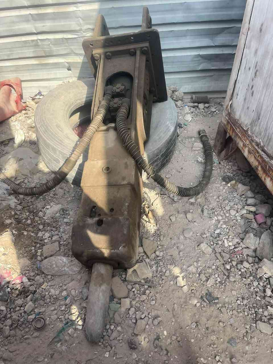 نقار • نضيف • للبيع