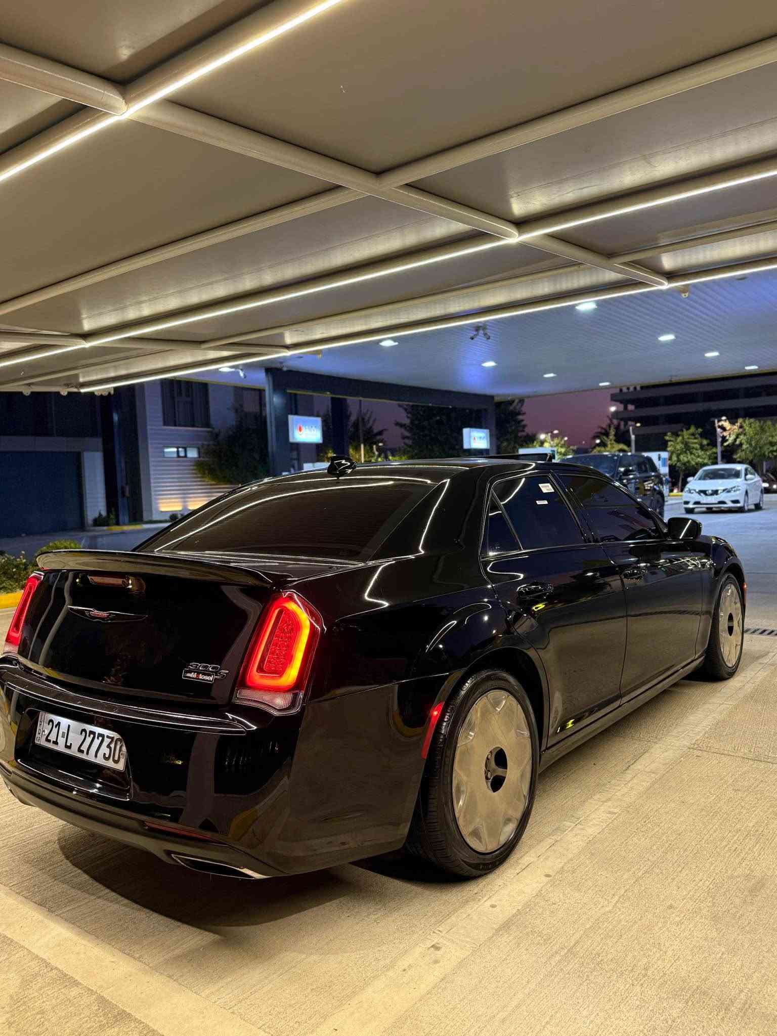 chrysler 300 2018 S 
كلين تايتڵە - بێ بۆیاخە بێ پارچە گۆڕان-بێ کرانەوە
کەنەدیە - تەنها74 هەزار مایل ڕۆشتووە 
گێڕ و مەکینە و کارەبایی بەشەرت
مواصفات S فوول 
سەنەوی ڕەقەمی تازەیە
بە ناوی خۆمەوەیە
تەحویل و غرامه بەشەرت
تازە سێرفس عام کراوە
شوێن :سلێمانی 
نرخ:248$💵
ژت:*********** السليمانية, العراق
