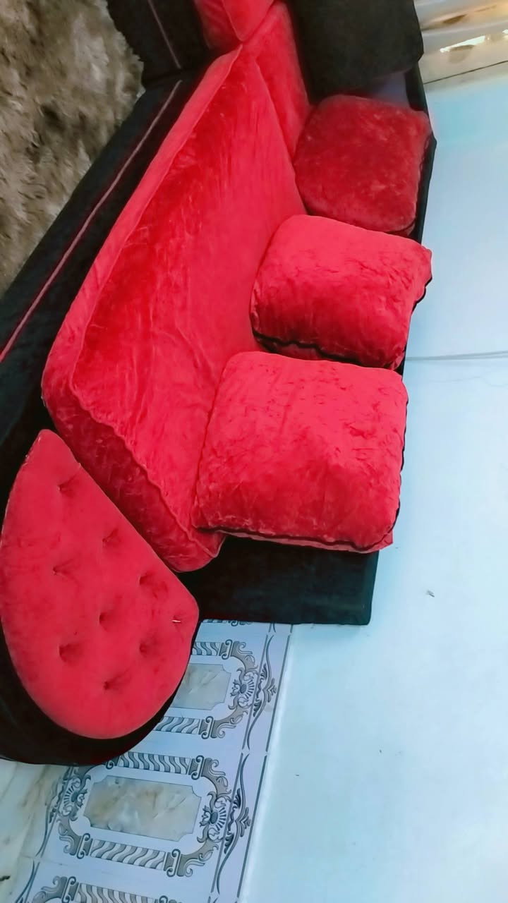 غقنفات للبيع السعر 175 وبيه مجال مكاني قضاء المدينة الاتصال على الرقم التالي 0772251917
