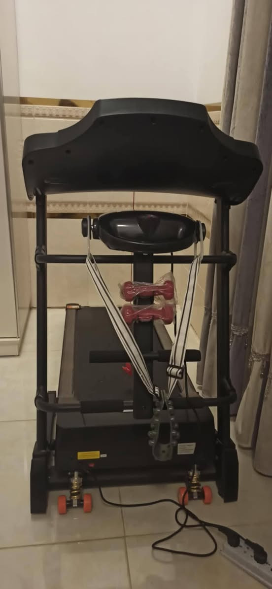 السلام عليكم .. جهاز رياضي للبيع جديد مستعمل مره وحدة فقط نوعيه اصلية وضمان وزن 120 كيلو العنوان الديوانية المركز السعر 400 .. ***********
