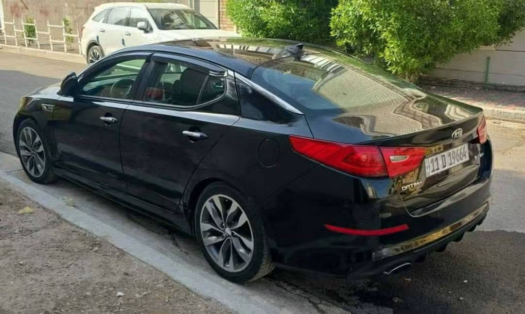 للبيع اوبتيما SX (Vip) فول مواصفات
السعر 118 وبيها مجال 
صور ضررها بالمنشور مع رقم الشاصي 
و السونار مرفق أيضاً 
موديل 2015 
محرك 2.0T 
ماشية 109 الف ميل 
بانوراما طكتين
رادارات جانبية وخلفية
حساسات خلفية
كاميرا خلفية
مري شفط اشاير بالمري 
ترحيب عند الاقتراب
لد امامي بگلايت لد 
لايت عدسات 
كشنات جلد 
تدفئة و تبريد بالكشنات الأمامية 
تدفئة كشنات خلفي 
كشنات كهرباء خزن ميموري 
ستيرن D
شاشة وتبريد بيانو 
بصمتين
كروز سرعة
عليها ادامة نانو سيراميك 
وبعد بيها مواصفات بالعافية على الي ياخذها
اذا ما عجبك شي صل على سيدنا محمد و اعبر المنشور.
رقم الهاتف ***********
