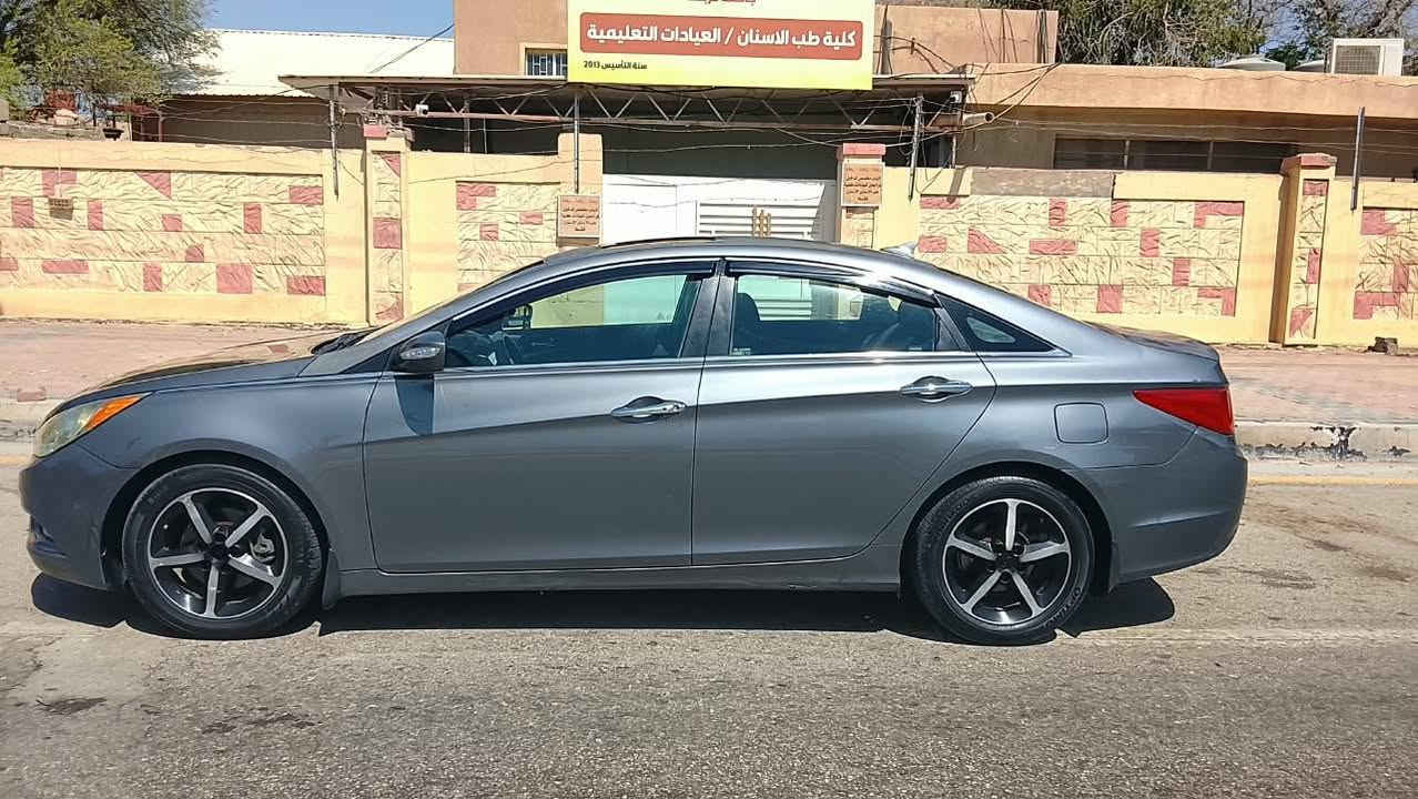 سلام عليكم سياره نوع سوناتا مديل 2013وارد امريكي سياره فول مواصفات 1/1فتحه بصمت ابواب بصمت تشغيل كشنات جلت كشنات كهربائية اشاير مري تحكم سترين شاشه جبيره تحكم مري كامره اماميه كامره خلفيه قطعتين تبريد حساسات سياره جديده كير مكينه حدايده تبريد تخم تاير مكينه 2400 رقم بغداد انكليزي تحويل ثاني سياره بيه 4قطع صبغ كلير مدون داخل اثر شخوط ولباقي كفاله عامه مكان السياره كربلاء المقدسة السعر 88رقم الهاتف ***********
