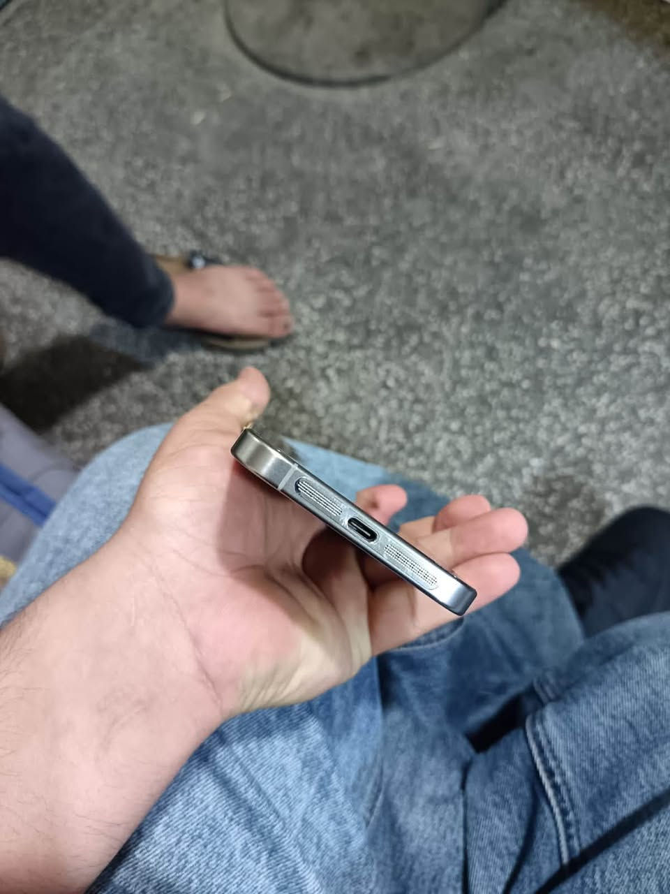 آيفون ١٥ برو ماكس • ٢٥٦ • بطارية ٨٧٪