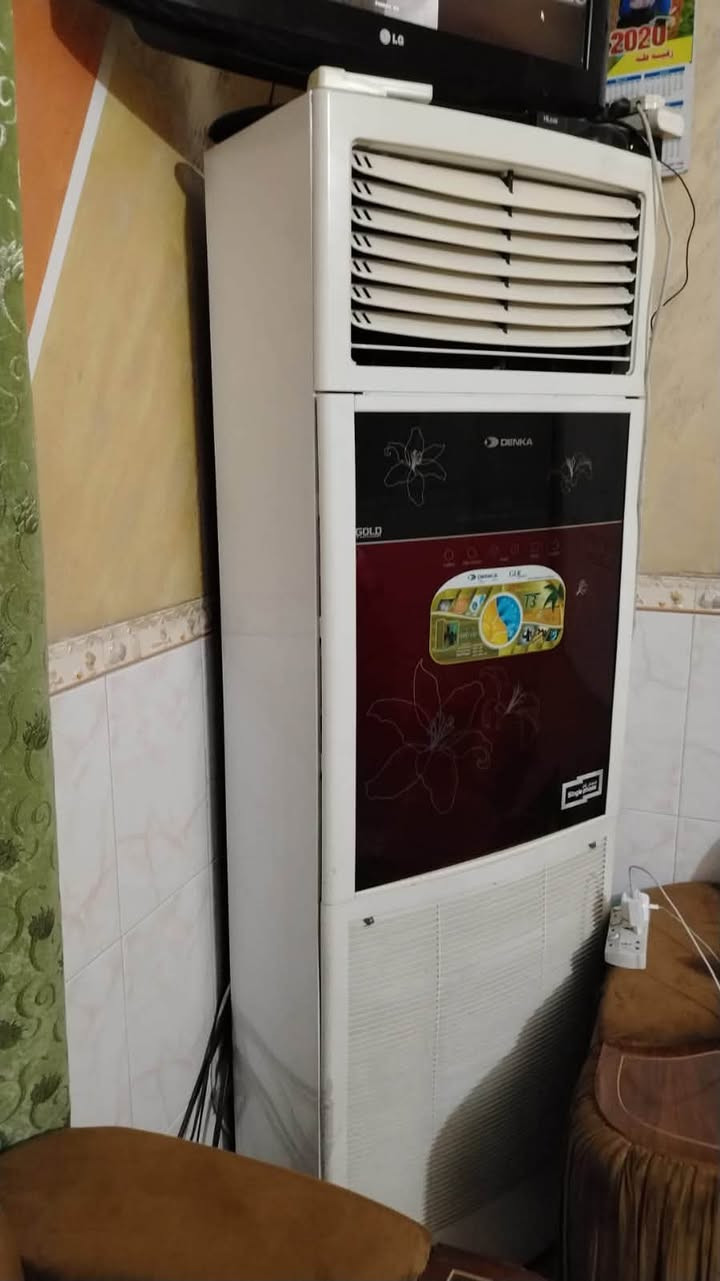 السلام عليكم اخوان للبيع سبلت دنكا كنتوري 3 طن
نضيف وشغال 100‎%‎ عنوان بغداد
ملاحظة اخوان مكلف بالنشر 
للأستفسار اكثر هذا رقم صاحب سبلت ‭***********‬ موجود اتصال واتساب وهذا رقم ثاني ***********
