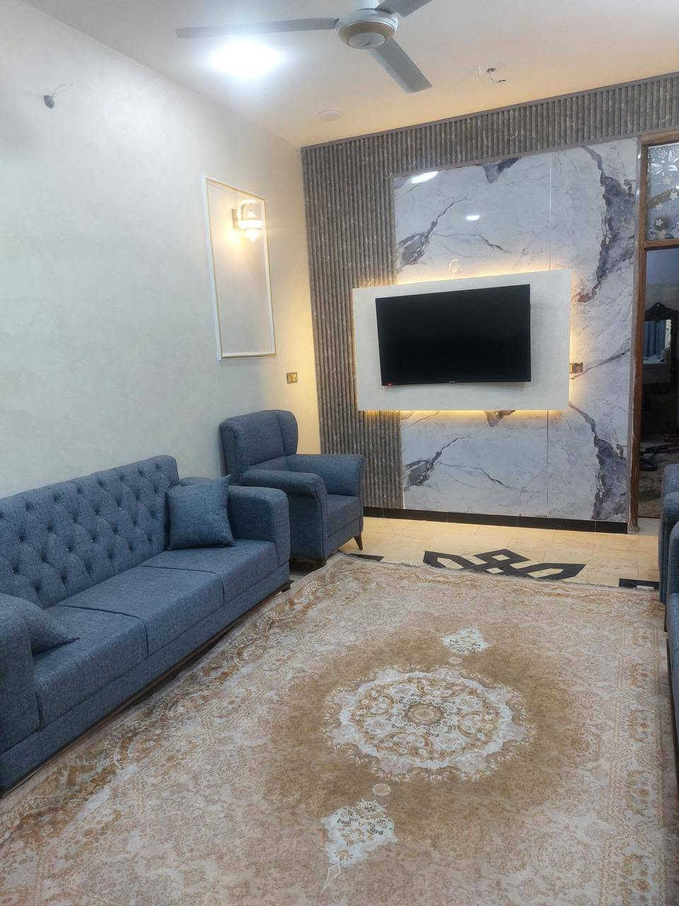 🧿 اللهم صلي على محمد وآل محمد 🧿                للبيع دار بناء 2020 طابو صرف موقع سكني ممتاز البلديات حي الطيارين محلة 738 المنطقة الي مقابل المول الجديد  المساحة 150 م واجهة 7.5 × 20    محتويات الدار يتكون من طابقين الارضي مدخلين كراج صحيات خارجية إستقبال مطبخ هول غرفة منام منور مع الخدمات الطابق الثاني منام 3 صالة مع الخدمات بيتونة سطح                                         صاحب العقار موجود فتح بيان مباشر                     ♦♦♦♦♦♦♦♦♦♦♦♦♦♦     للاستفسار والمشاهدة الاتصال على أرقام المكتب       ***********  📞  ***********             نستقبل عروض البيع والشراء والإيجار                     او زيارة مكتبنا الكائن في منطقة البلديات شارع المصرف مجاور صيدلية كوثر حسين @إشارة

نص مكتوب في الصور:
- الربيعي للاستثمارات العقارية