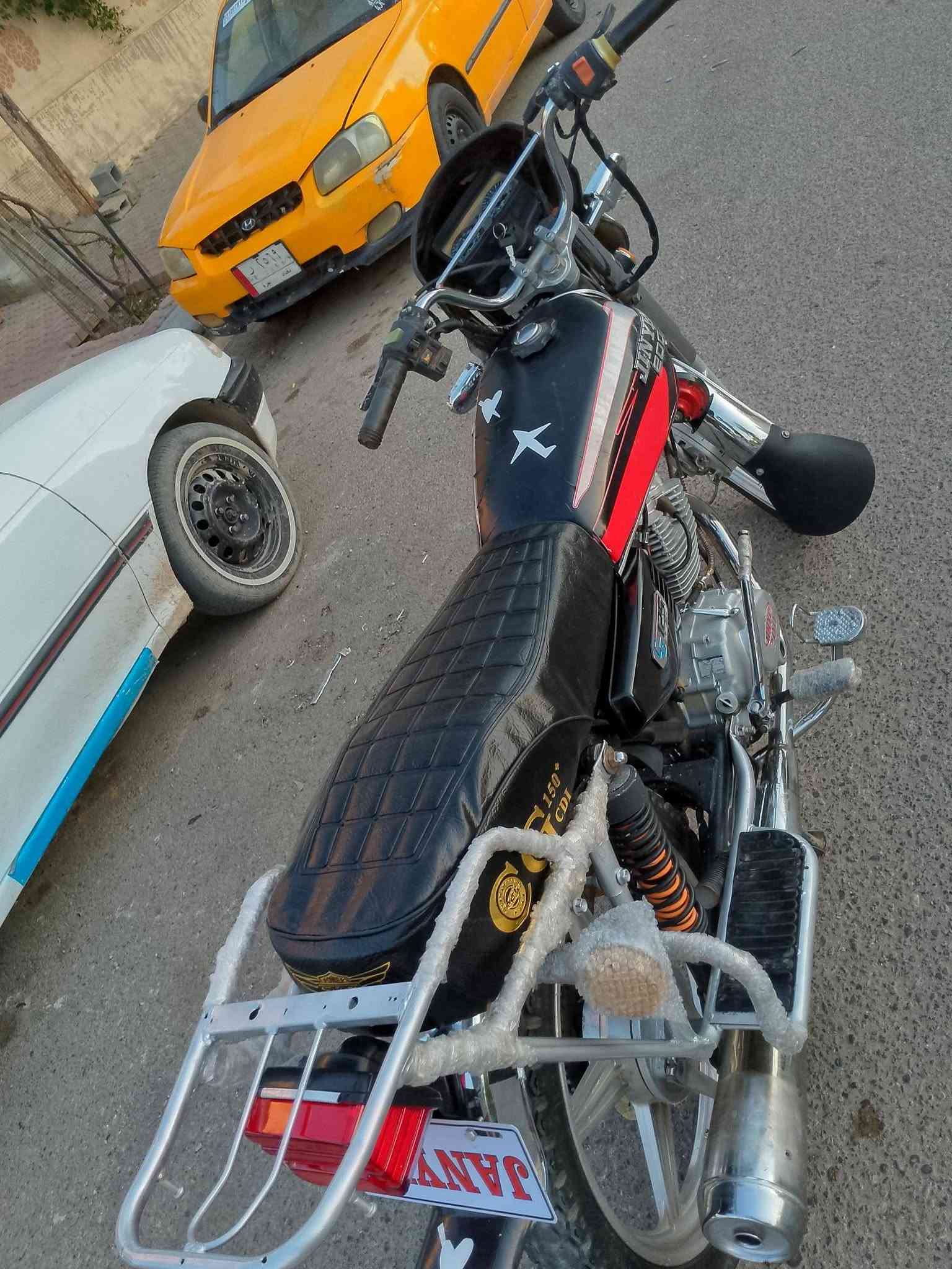 دراجه جني موديل 2020 مكينه مامفتوح لا صرف ولا بخار ولاصوت كهربائية كوله شغال لايت وأشارت وبكلايت وياله مسطره عدله تايرات جدد  السعر 450 بي مجال  العنوان كركوك أسرى ومفقودين الشراي يخابر على رقم ‏‪***********‬‏
