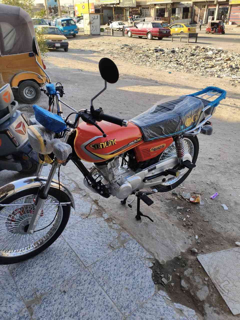 سلام عليكم تايكر زيروو زيروو صار يومين شادهه مكان بغداد ***********
