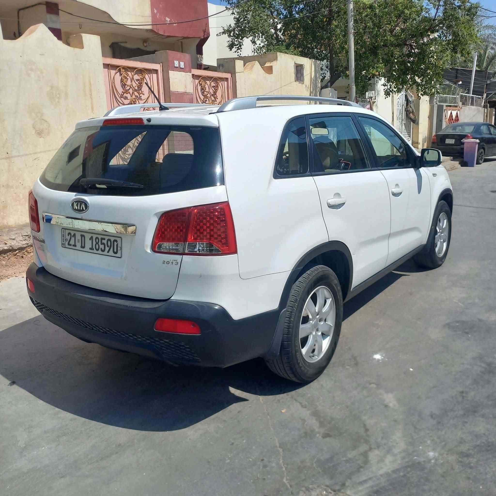 سورنتو خليجي ٢٠١٣
محرك ٢٤٠٠ دوش المرغوب
سونار بالمنشور 
سبعه راكب
تبريد ثلاث قطع
بيه بس بالقمارة حالوب
تبريد ثلج
رقم سليمانية جديد
مكان واسط عزيزية 
***********
