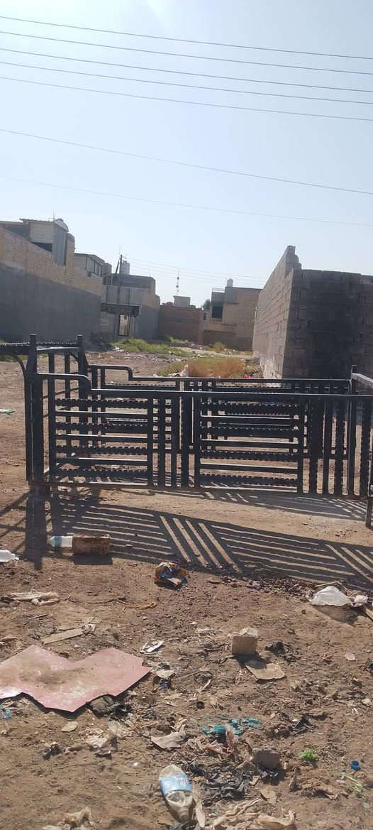 السلام عليكم محجر مال كيا بنجو 7 شنغال للبيع السعر 300 وبي مجال مكان بغداد الحسينيه مالراشدیه***********
