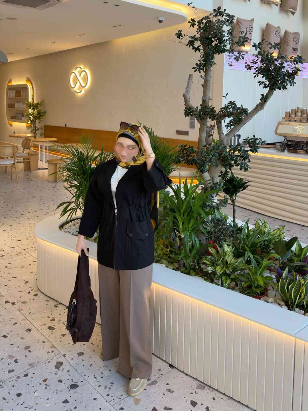 new collection 🍂✨🥭🤎☕️

الأوتفِت بأكملة متوفر 

بقية ألوان البليزر البُني والأسود 🍂🍁😍😍🎃

اوتفِت خريفي بأمتياز 

عملي ومريح جداااا 

باقي عدد محدود 

يوجد توصيل 🚚 سريع إلى كافة أنحاء العراق 

#اوتفيت #تنسيقات #ستايل #ازياء #ملابس
