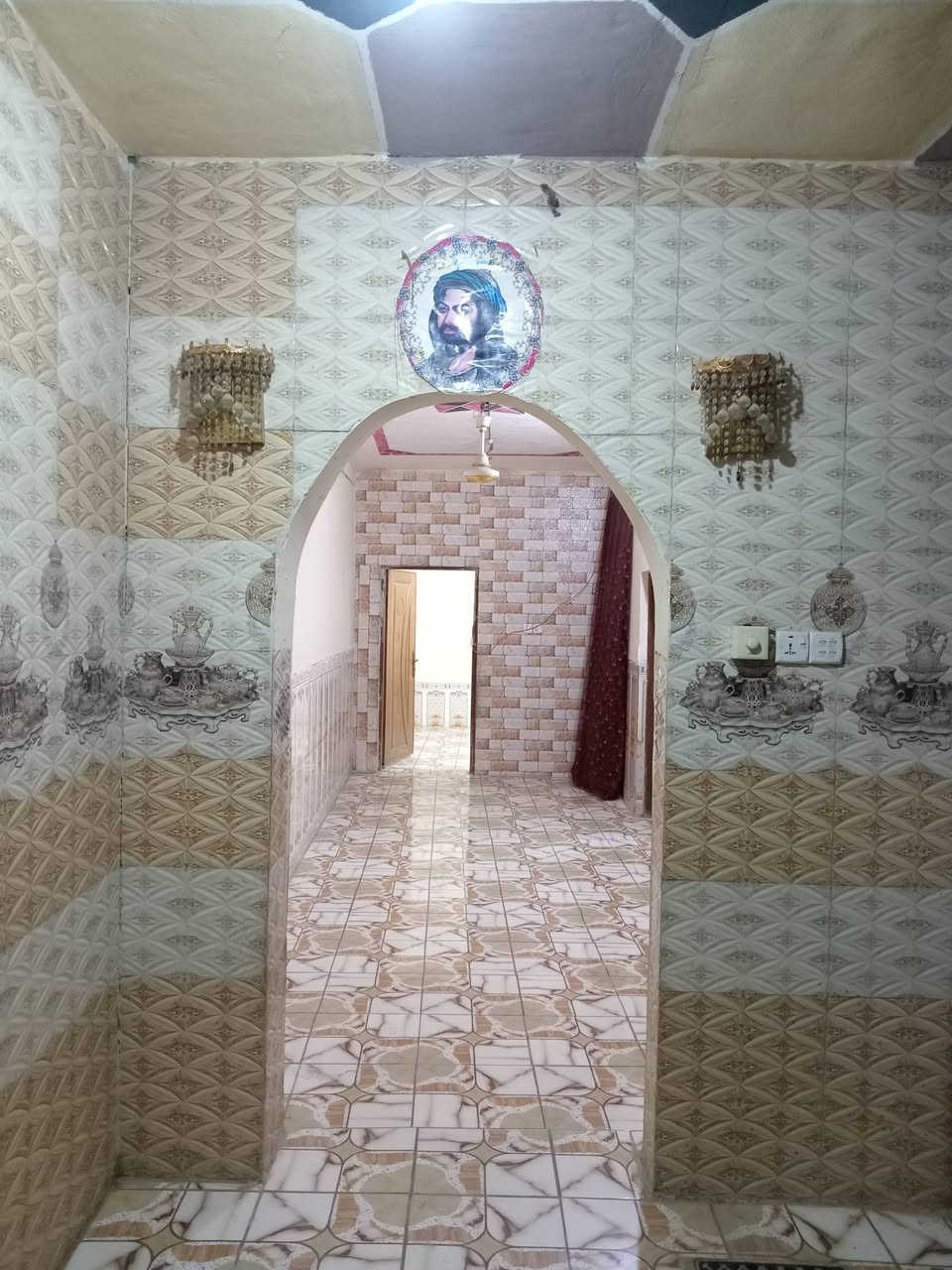 بيت للبيع ١٥٠ متر محجوز مبادره في حي المنتظر خلف البزل كما مؤشر بالصوره بشارع قيس ال محمد الشعيبي سعر مناسب للتواصل ***********
