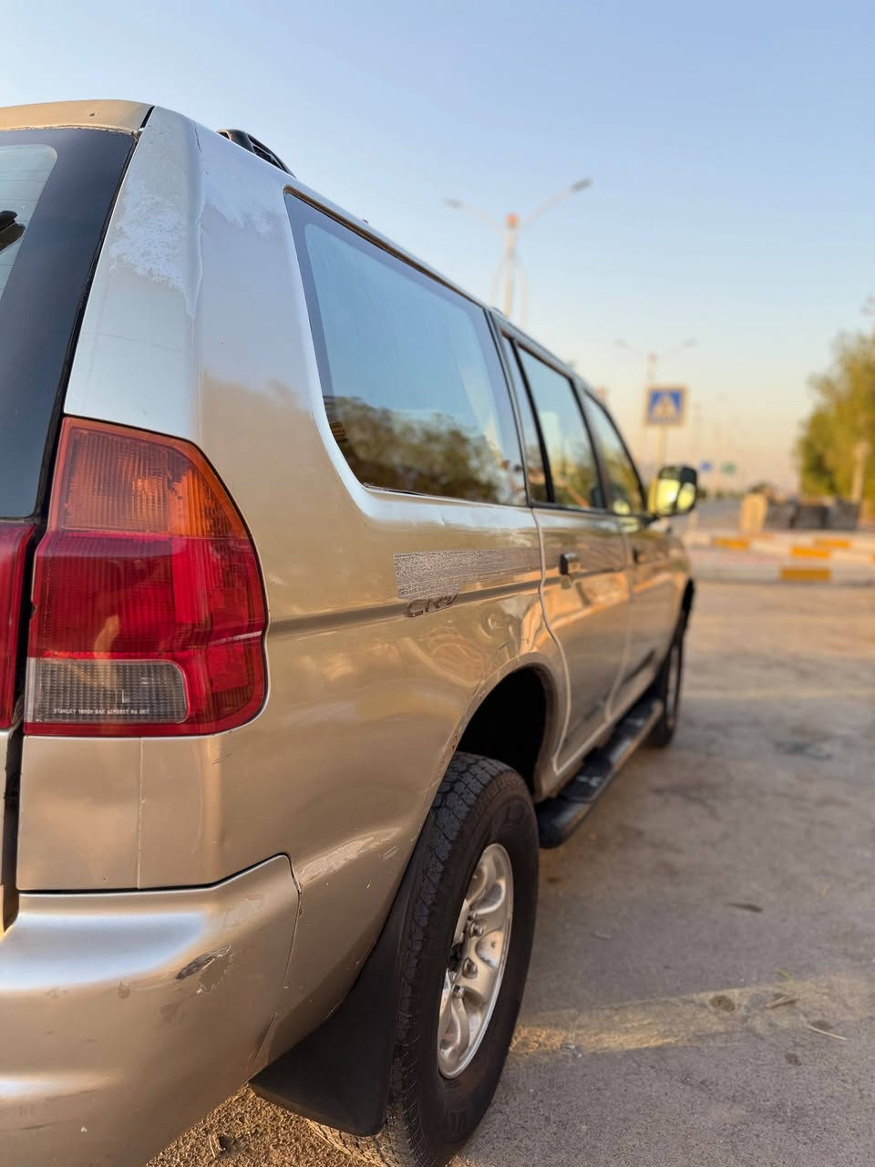 السلام عليكم..
متسبوشي منتيرو سبورت مديل ٩٨
سياره مكينه كير خير من الله محور 
منضومه تبريد جديده تبريد ثلج
سنويتهاا بسمي تحويل ثاني يوم سنويتها لل٢٨
رقم بغداد مشروع وطني لايتات زنون 
مكاني ناصريه مركز ...
السعر ٦٠ وبيهاا مجال 
رقم ***********
واتساب موجود
