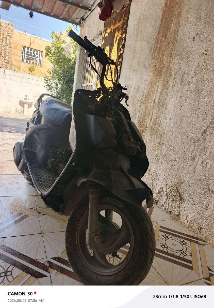 دراجه فراشه عله ترابهه للبيع السعر 200وبيهه مجال لعيونكم دراجه اوراق ومكينه مرتبه بس بدون كفرات والشراي *********** ينتصل او واتساب
