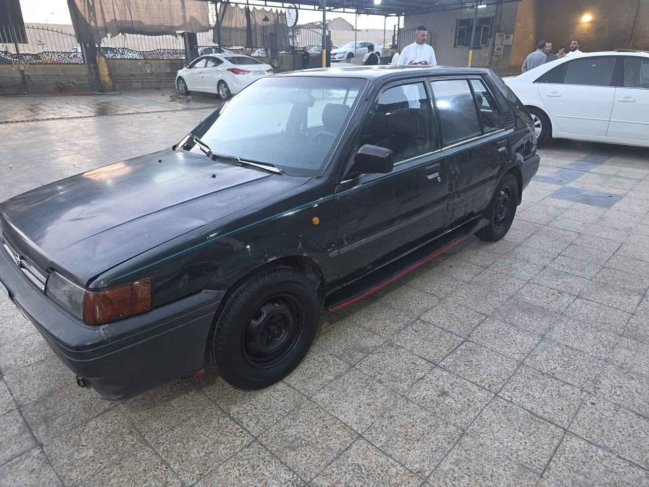 ***********
نيسان موديل 91 شرط التحويل سنوية جديد كير ومكينه شرط مال قصه طخم تايات جديد داخل نظيف غرامات صفر وايرانيه شغاله اربع دبلات جدد عنوان موصل جانب الايسر السعر 18 بيها مجال بسيط ***********
