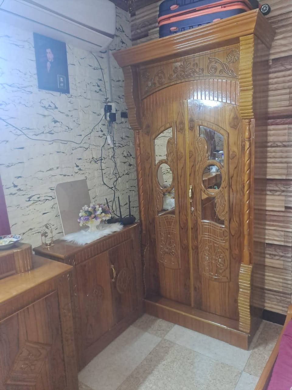 مليون وبيها مجال عنوان البصره كوت ثويني 
رقم لواتساب ***********
