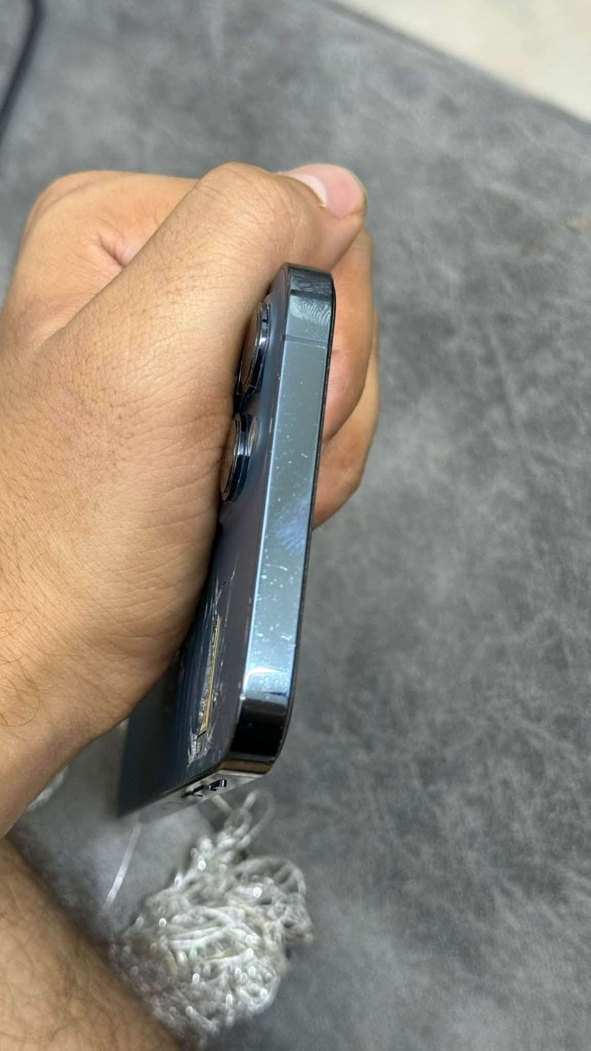 للبيع او المراوس 12 برو ماكس لون المميز
12 برو ماكس غير مفتوح الجهاز كله بلادي ع وضع شركة

ذاكرة 256

بطارية خدمة 73% 

وكلشي كدامك بصور  ♦️السعر ( 350 ) 

مكاني بغداد الكرخ  للأستفسار ***********

نص مكتوب في الصور:
- حول
- الاسم
- إصدار iOS
- اسم الطراز
- رقم الطراز
- الرقم التسلسلي
- انتهت صلاحية التغطية
- سجل تاريخ القطع والخدمة
- الأغاني
- الفيديوهات
- الصور
- التطبيقات
- السعة
- متوفرة
- ٦:٠٠
- ابو شوشه
- 26.6.1
- iPhone 12 Pro Max
- MGCN3LL/A
- G0PDPGPK0D46
- ٣٤
- ١,٥٠٨
- ۹۱۹
- ٢٥٦ غ.ب.
- ٧٠,٥ غ.ب.
- ٦:٠١
- حالة البطارية والشحن
- رسالة مهمة حول البطارية
- حالة بطاريتك متدنية جداً. يمكن أن يبدل أحد مزودي خدمة Apple المعتمدين البطارية لاستعادة الأداء والطاقة القصويين.
- العثور على خيارات الخدمة...
- الحد الأقصى للقدرة
- %٧٠
- هذا قياس لقدرة البطارية مقارنة بقدرتها عندما كانت جديدة. قد تتسبب القدرة المنخفضة بتقليل ساعات الاستخدام بين عملية الشحن والأخرى.
- أقصى قدرة للأداء
- تساعد الأنظمة المضمنة في النظام والمكونات في تخفيف آثار الأداء التي قد تلاحظها أثناء التقدم الكيميائي في عمر بطارية iPhone.
- شحن البطارية المحسن
- للحد من استنزاف عمر البطارية يتعلم ال iPhone من عادات الشحن اليومية بحيث ينتظر ولا يتجاوز ٨٠% حتى يحين موعد جاه تك إلى استخدامه
- القطْع والخدمة تجمع Apple سجل تاريخ القطع والخدمة. وهذا السجل يعرض معلومات عن هذا الـ Phone وحالته وتفاصيل إصلاحه. معرفة المزيد... سجل تاريخ الخدمة الخدمة > البطارية