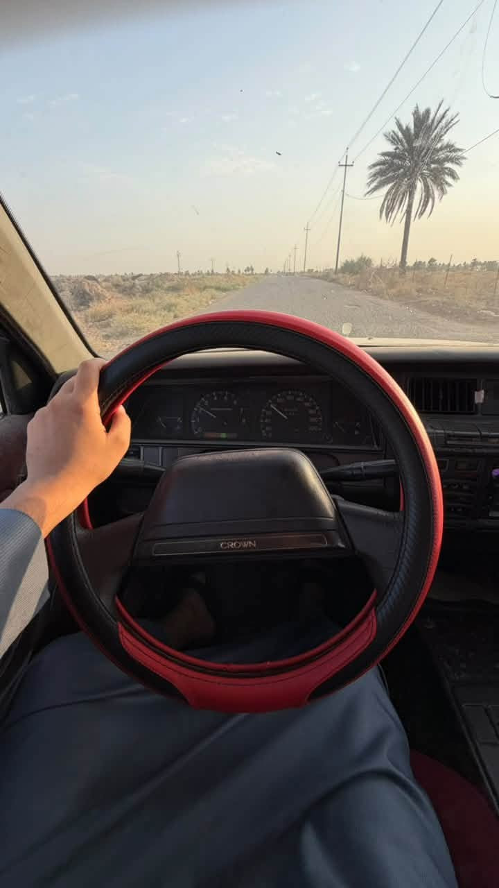 🚘 للبيع تويوتا كراون أم التاج – موديل 1988 🚘
🔹 اللون: أبيض
🔹 صبغ: صبغ عام جمالية
🔹 التبريد: موجود
🔹 المحرك: بطة
🔹 الگير: بطة
🔹 الداخلية: أحمر قماش ❤️
🔹 التايرات: جديدة 🛞
🔹 الممشى: 180 ألف كم
🔹 يسره بلاد
🔺شاشة 🖥️
1️⃣ الرقم الجديد (ديالى)
✨ السيارة نظيفة دواخلها نظيفه وحلوه وكاملة وعلى آخر حباية، وتستاهل المعاينة.

💰 السعر: 55 ورقة
🤝 للجاد والشراي يتدلل

📞 للتواصل: ***********
محمدعامر الاحبابي
