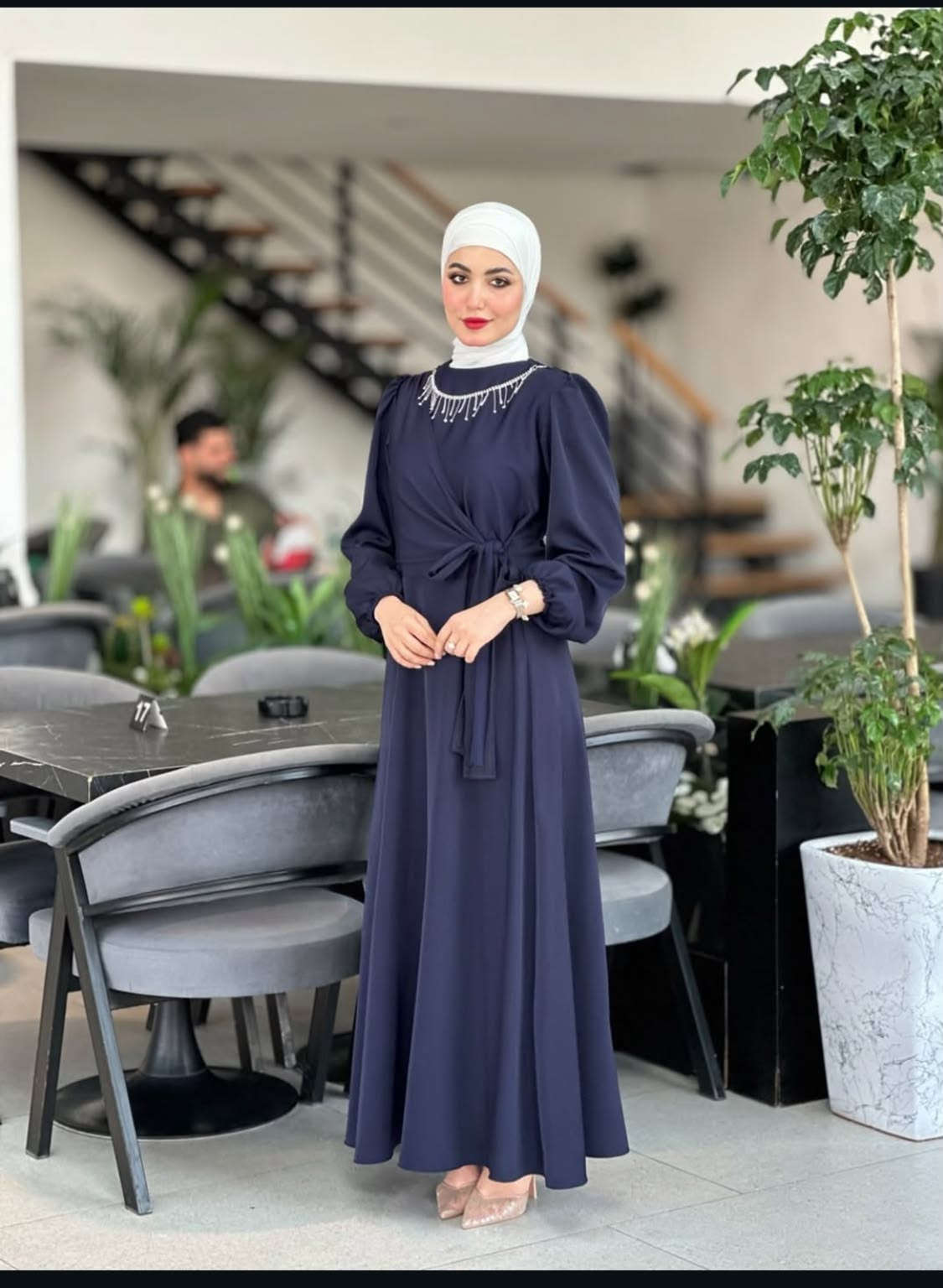 شلعة الكميه تقريبا 100 قطعه القطعه 10 الاف بعدهم بل جيس وتصويري الخاص هذا القياسات كاملة للتواصل خاص او ***********

نص مكتوب في الصور:
- 10 آلاف دينار
- 10 الاف دينار
- 10 الاف فقط قطع اخيره