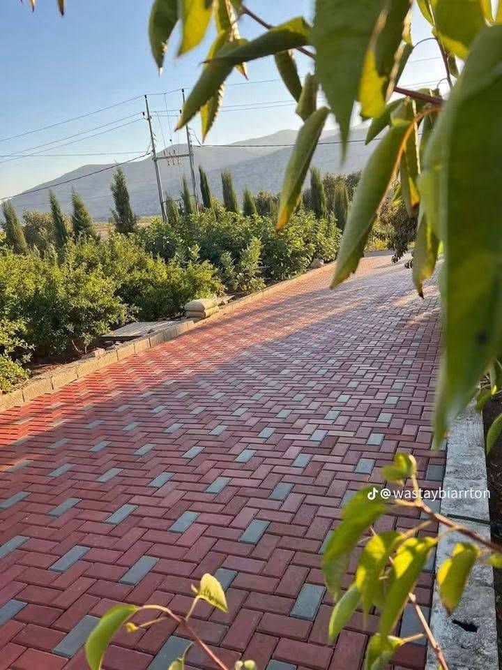 كربلاء المقدسة كادر هندسي لعمل المقرنص والسواقي والكربستون وعمل الساحات والشوارع بدقه عاليه وبارخص الاسعار  ***********
