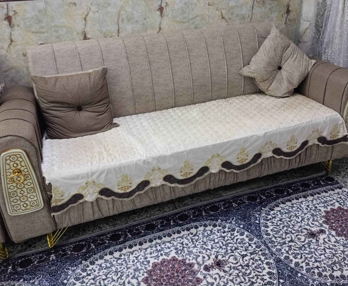 سلام عليكم تخم 9مقاعد التخم نضيف 100/100بكاني بغداد البلديات  السعر 400 الاستفسار عله الرقم***********

