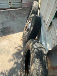 ٣ تايرات لبيع مع الويل حجم ١٦ الرقم 07700147513