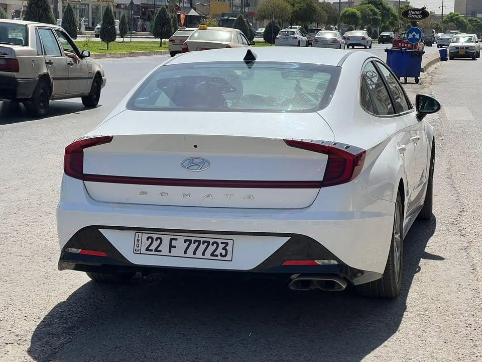 سلام عليكم
سوناتا 2020 sel
لون ابيض
مواصفات فول عدا البنوراما
رقم اربيل باسمي
وارد امريكي ضررها جانبي
بارد بالباب شي بسيط
مكينه 2500
بصمه تشغيل 
تشغيل عن بعد 
تبريد قطعتين
رادارات امامي خلفي جانبي
ماشيه 52 الف
السعر 160 ورقه 
الرقم ***********
