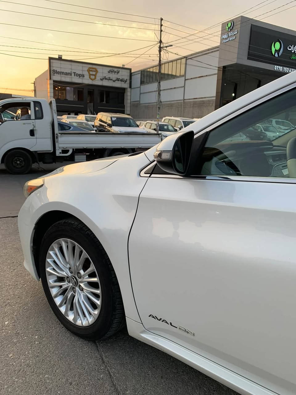 TOYOTA AVALON
تويوتا افالون 
موديل 2016
مواصفات XLE
بيه قطعتين صبغ بدون دواخل بدون ايرباك 
گير محرك ما مفتوح 
السيارة جديدة و بدون مصرف حدادية جديد
تخم تاير جديدة 
مكان السيارة سليمانية 
***********
